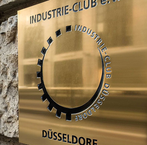 Industrie Club Dusseldorf Klartext Anwalt